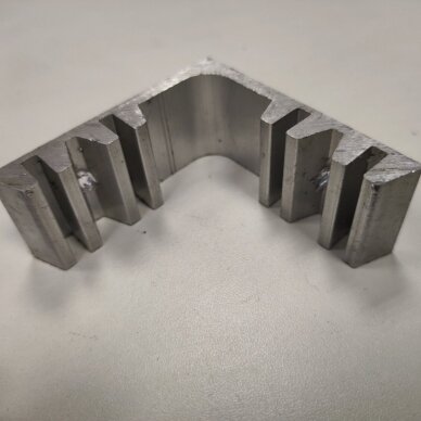 Aliuminio kampas sijoms sutvirtinti 6,5x6,5